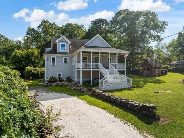 House for sale in Portsmouth, Rhode Island