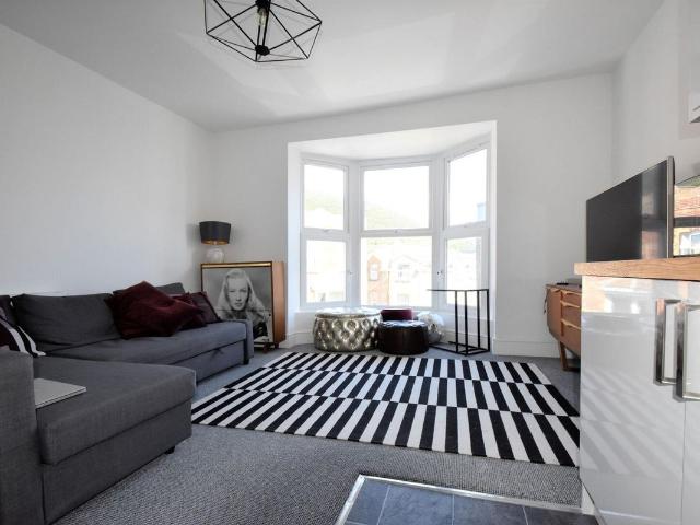 Apartment for rent in Cowlease, Ventnor