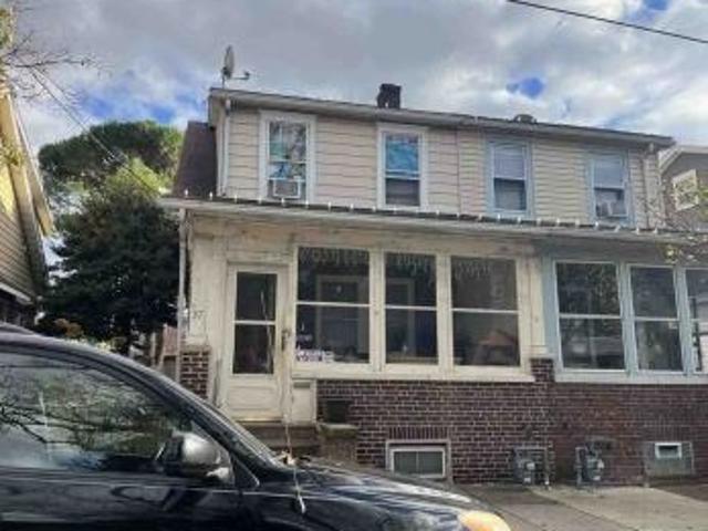House for sale in Trenton, New Jersey