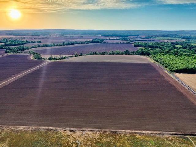 Farm for sale in Ark