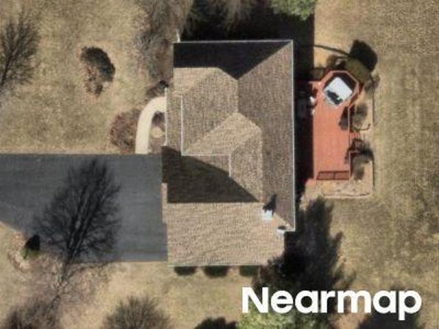 House for sale in Mchenry, Illinois