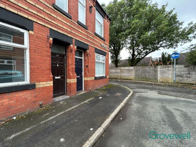 House for rent in Hollinwood, Pendock