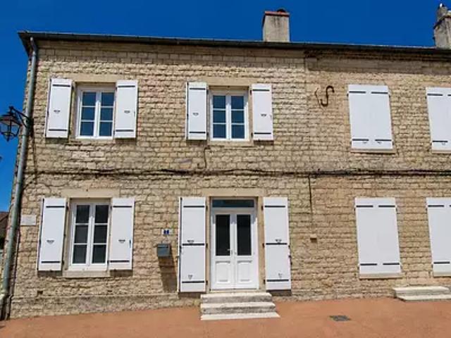Maison location à Bas de Pierre, Pierre-de-Bresse