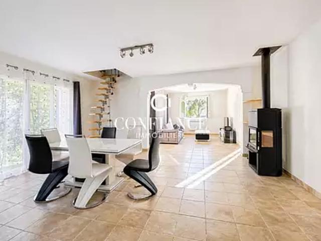 Maison vente à Nice, Pierrefeu