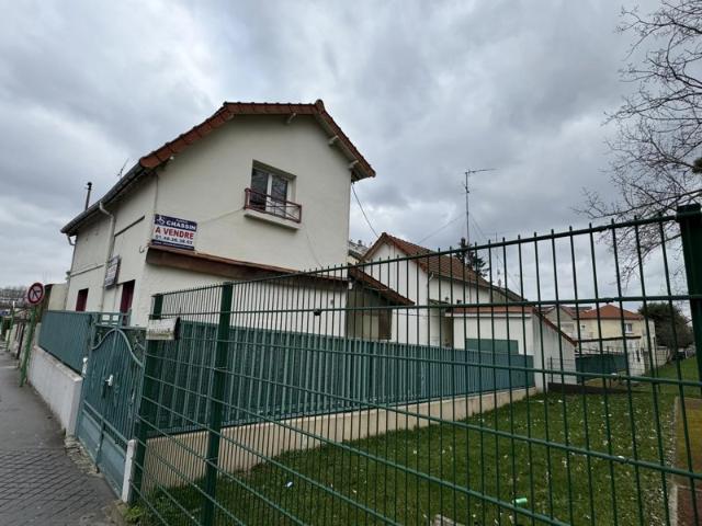 Maison vente à Pierrefitte-sur-seine, Quartier politique de la Ville Lochères