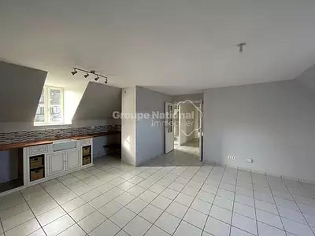 Appartement vente à Saint-Ladre, Pierrefonds