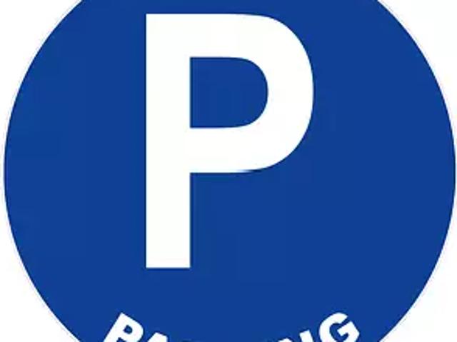 Garage location à Pierrelaye, Les Deux-Ormes