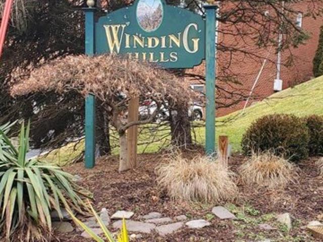 Condo for sale in Winding Hills Apartments, Pompton Lakes