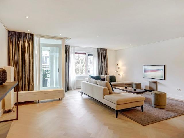 Appartement te huur in Zuid, Amsterdam