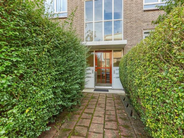 Appartement te huur in Benoordenhout, Zuid Holland