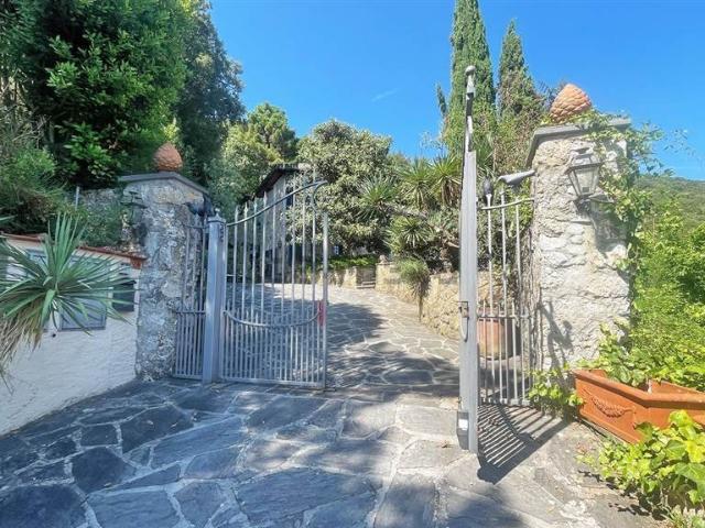 Casa in vendita a Capriglia, Pietrasanta