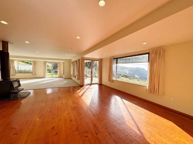 House for rent in Pigeon Bay, Banks Peninsula Community