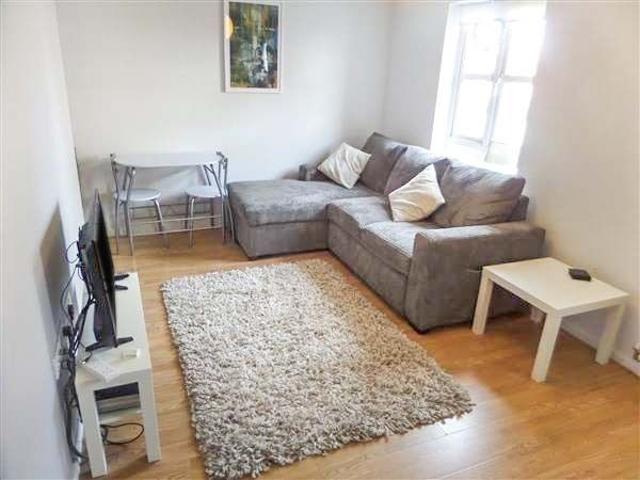 Apartment for rent in Glebe Park, Brayford
