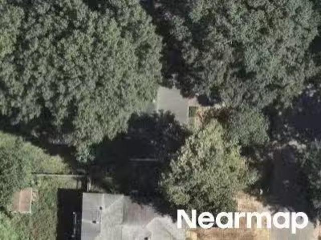 House for sale in Benton