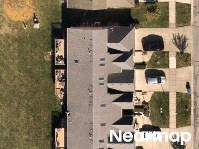 Townhouse for sale in Crown Point
