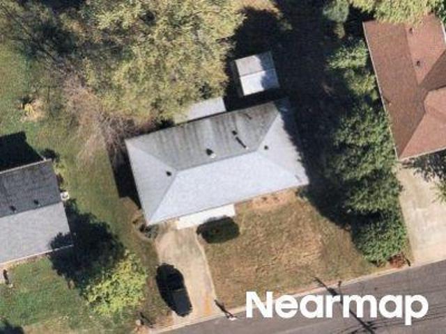 House for sale in Cecilia, Kentucky