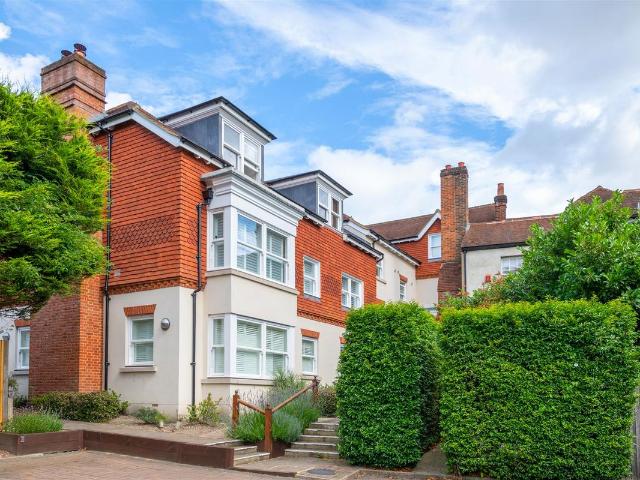 Apartment for rent in Reigate, Reigate and Banstead