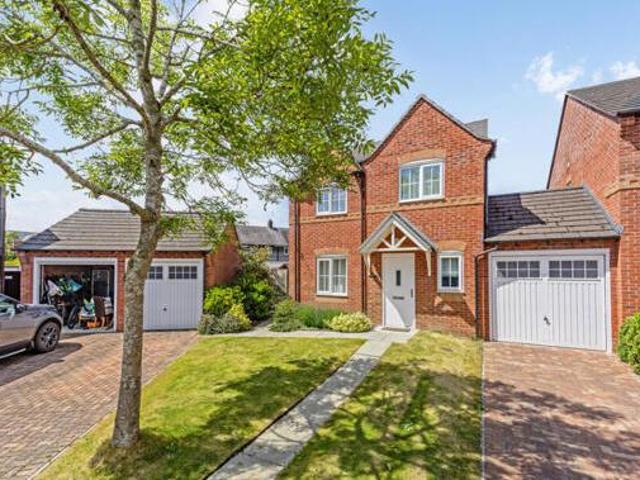 House for sale in Mold, Flintshire