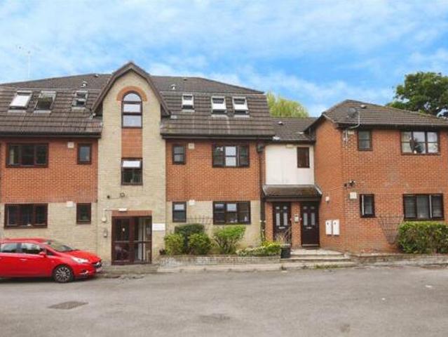 House for sale in Navestock Side, Essex