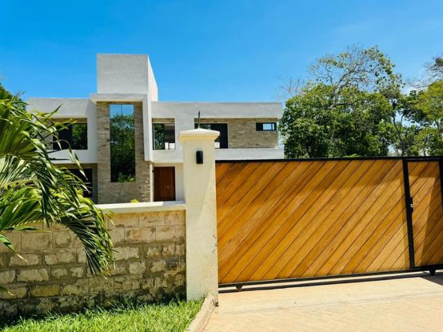 Land for sale in Msambweni, Ukunda