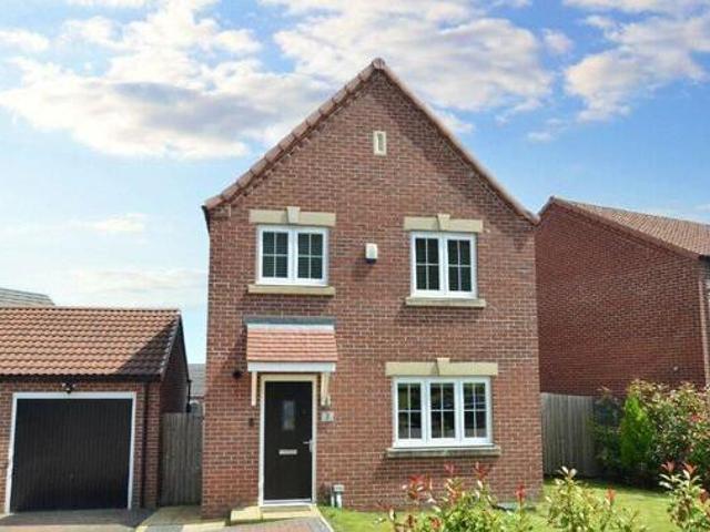 House for sale in Pinders Heath, West Yorkshire