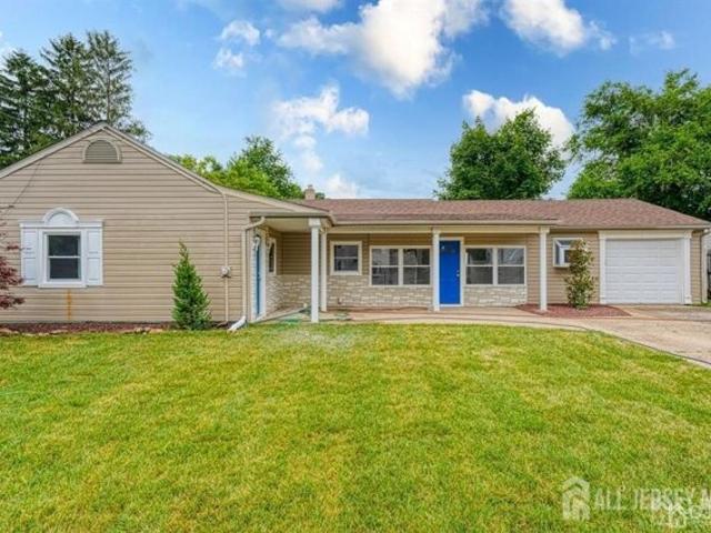 House for sale in Sayreville, New Jersey