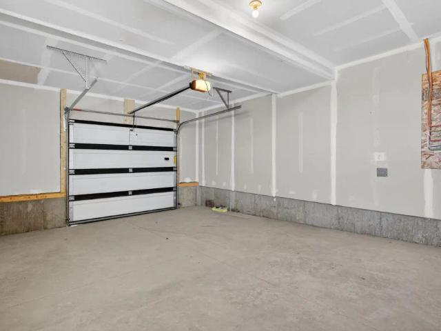 Townhouse for rent in Wedgewood, Alberta