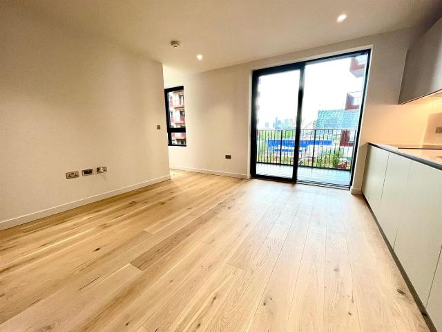 Apartment for rent in Greenwich Peninsula, Greater London