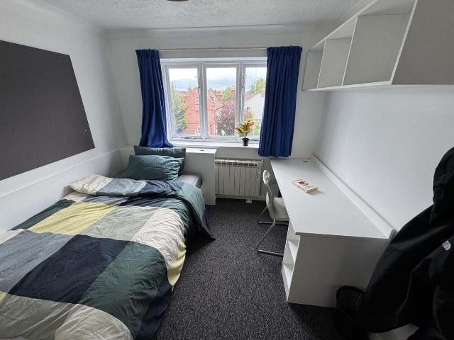House for rent in St. Mildred's, The Bridge