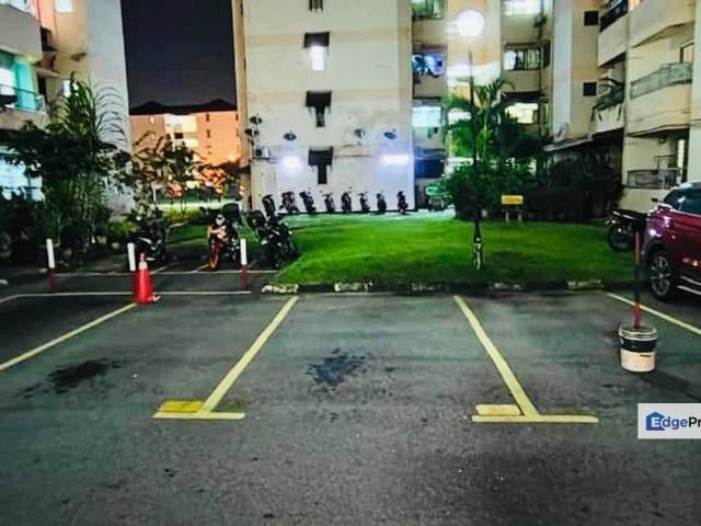 Flat for sale in Petaling, Country Heights Damansara