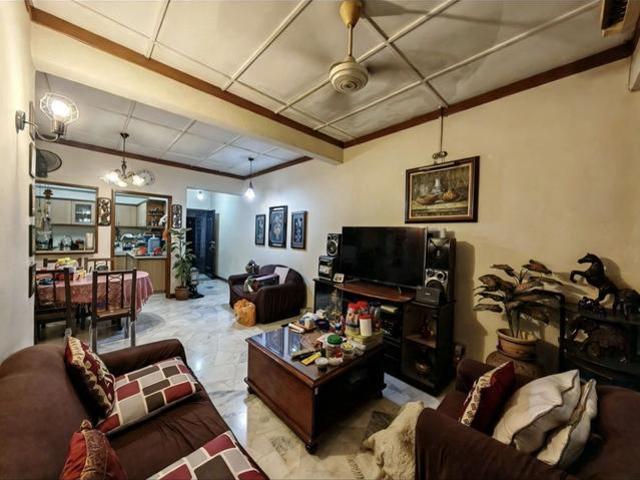Apartment for sale in Kuala Lumpur, Country Heights Damansara