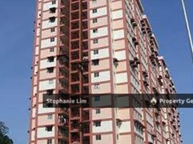 Flat for rent in Mukim 17, Georgetown