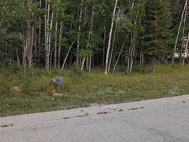 Land for sale in Pinawa, Manitoba