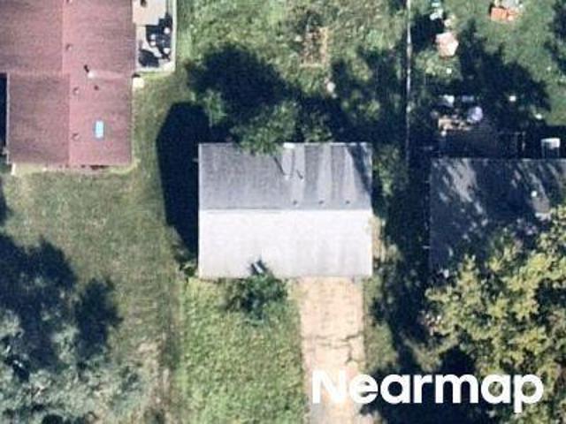 House for sale in Mchenry, Illinois