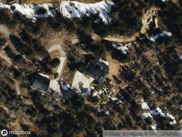 House for sale in Green Valley Lake, California