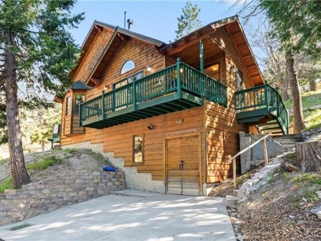 House for sale in Cedar Glen, California