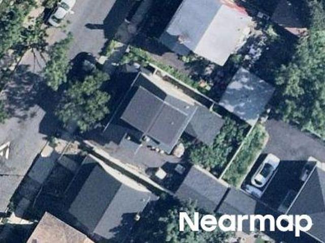 House for sale in Newark, Essex County