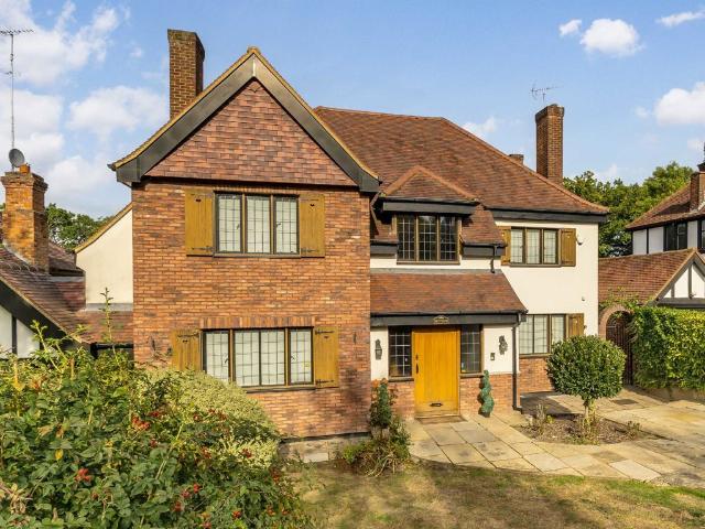 House for rent in London Borough of Barnet, Greater London