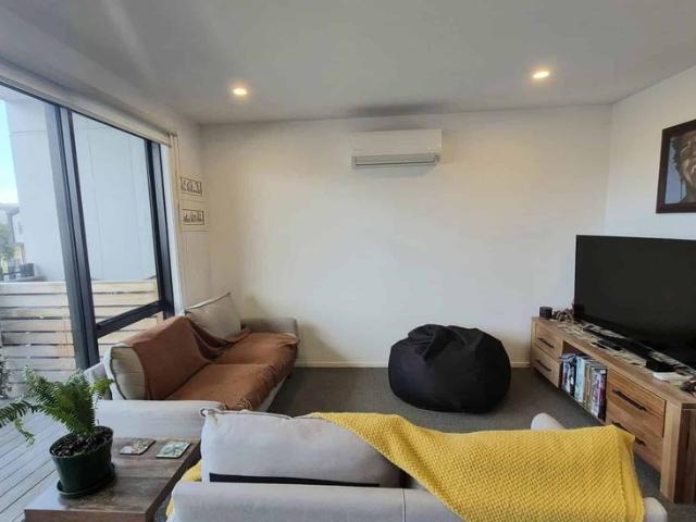 Apartment for rent in Awhitu, Oroua County