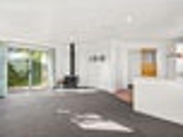 House for rent in Otakou