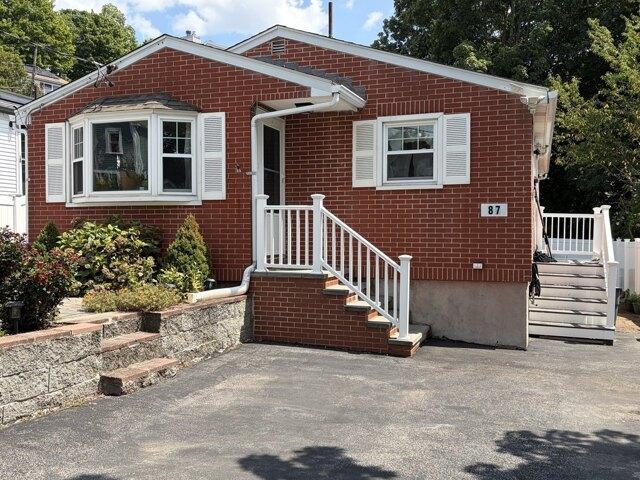 House for sale in College Farm, Waltham