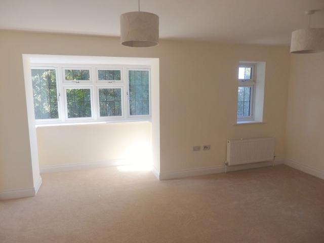 Apartment for rent in Woodcote, Epsom