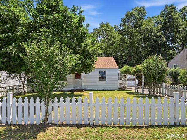 House for sale in Enfield, Connecticut