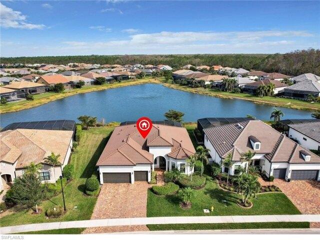 House for sale in Estero