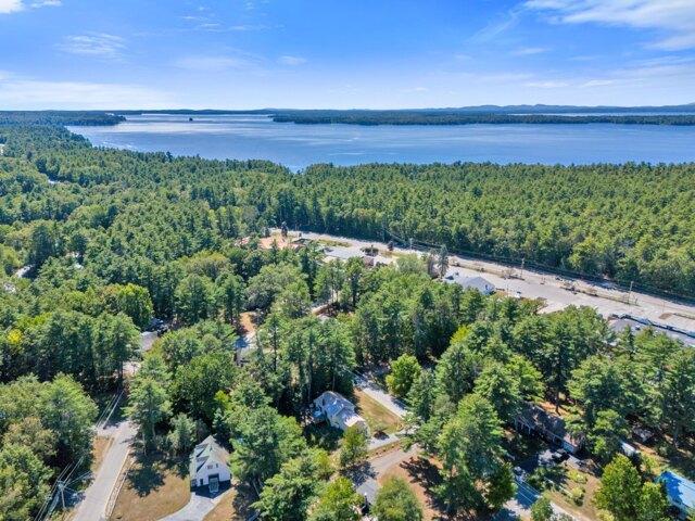 House for sale in Raymond, Maine