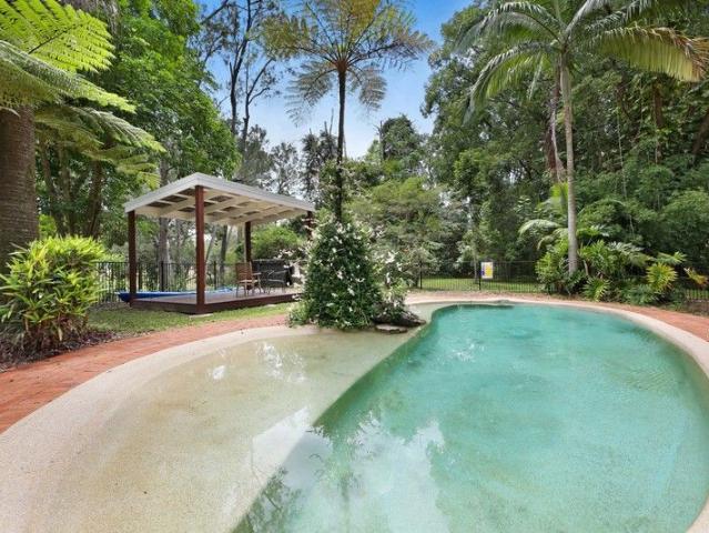 Cottage for sale in Fernbrook, Queensland