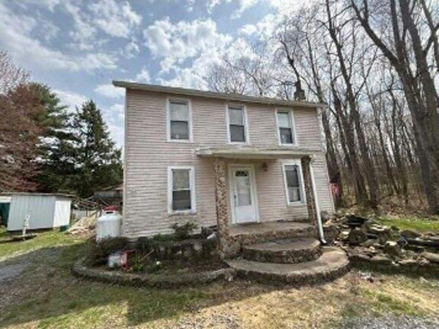 House for sale in Pine, Wayne Township