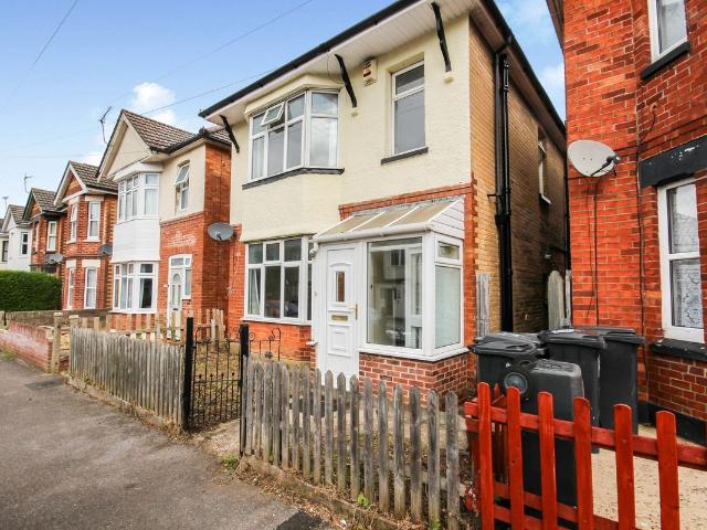 Apartment for rent in Winton, Bournemouth