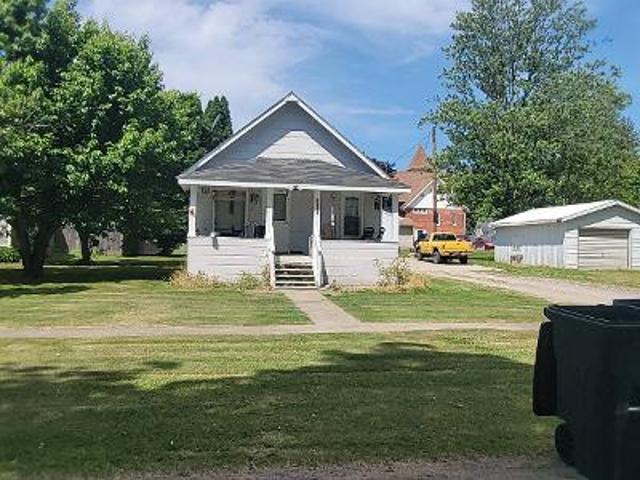 House for sale in Kingston
