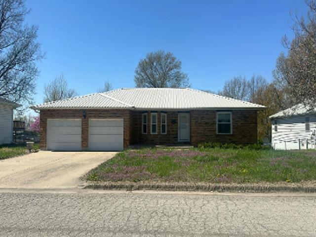 House for sale in Higginsville, Lafayette County
